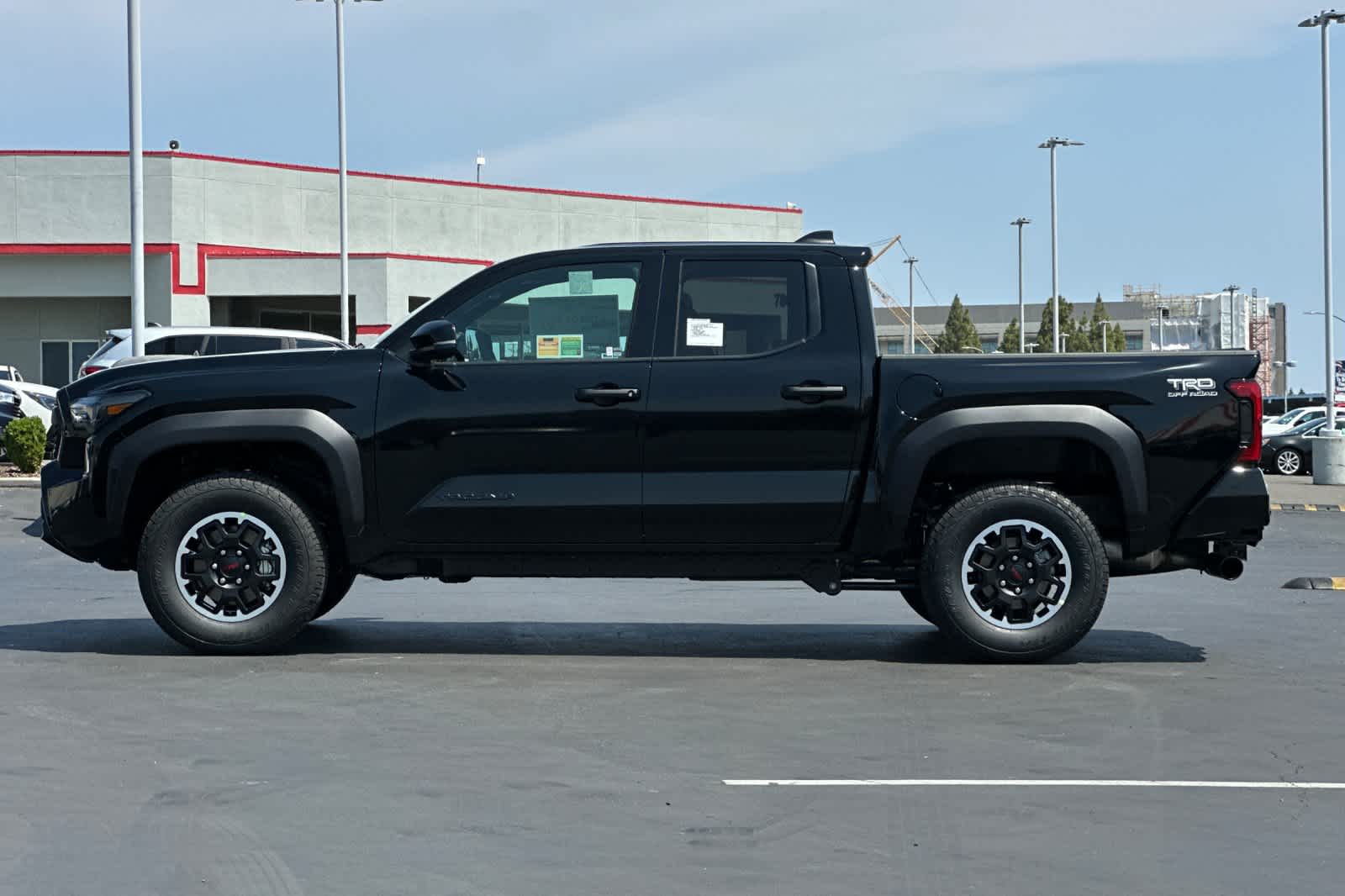 Thumbnail: 2025 Toyota Tacoma - 5