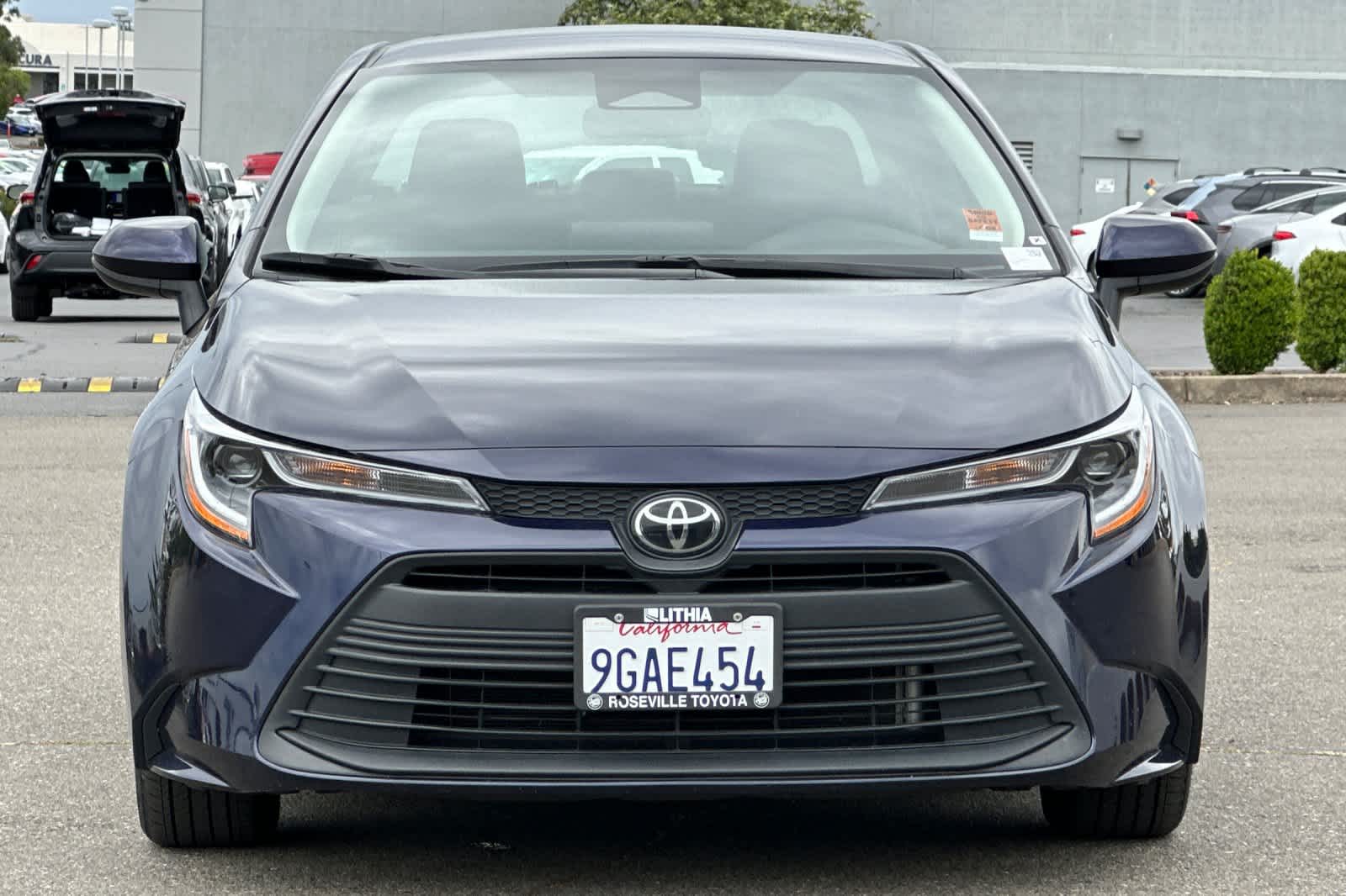 Thumbnail: 2023 Toyota Corolla - 10