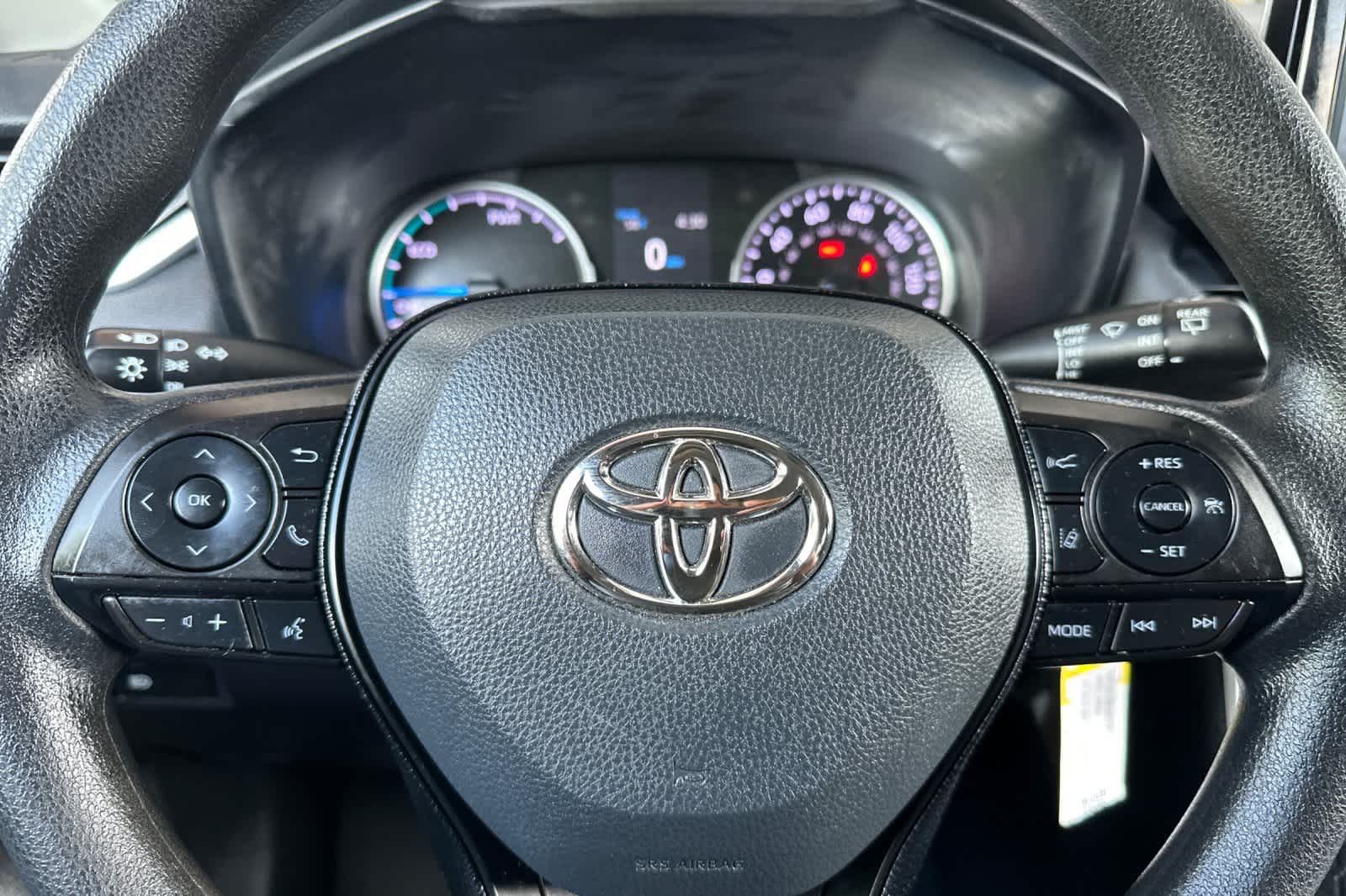 Thumbnail: 2021 Toyota RAV4 - 24
