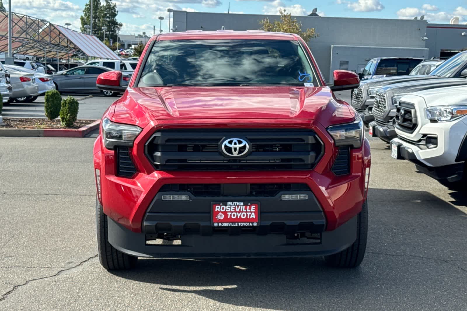 Thumbnail: 2025 Toyota Tacoma - 10