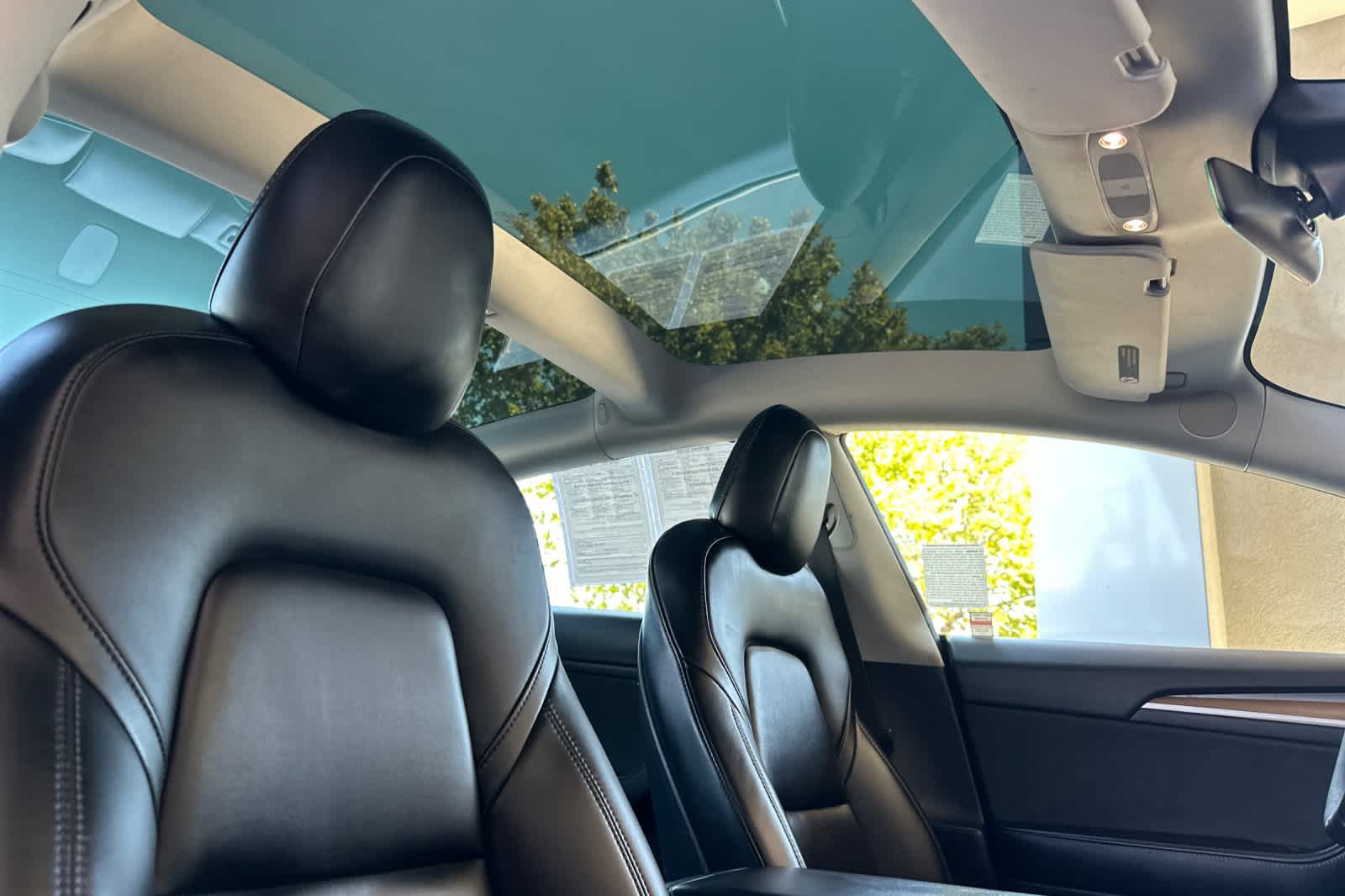 Thumbnail: 2021 Tesla Model 3 - 17