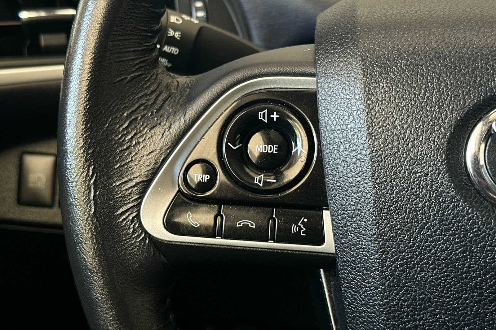 Thumbnail: 2017 Toyota Mirai - 25