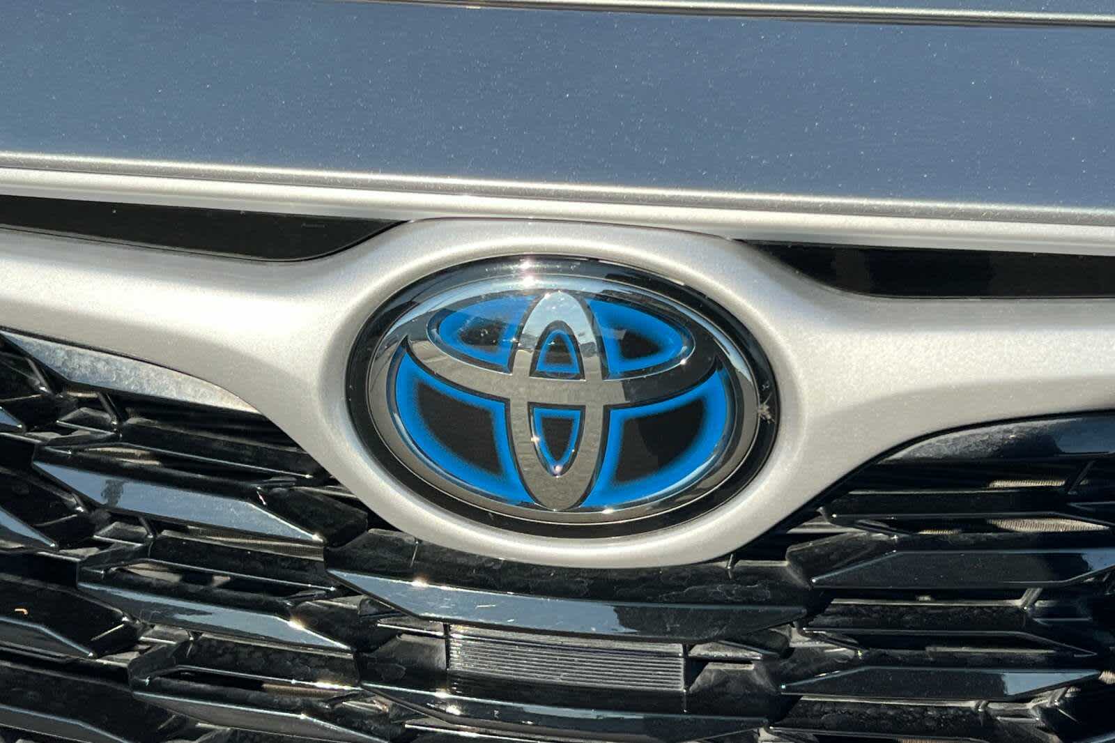 Thumbnail: 2020 Toyota Highlander - 21
