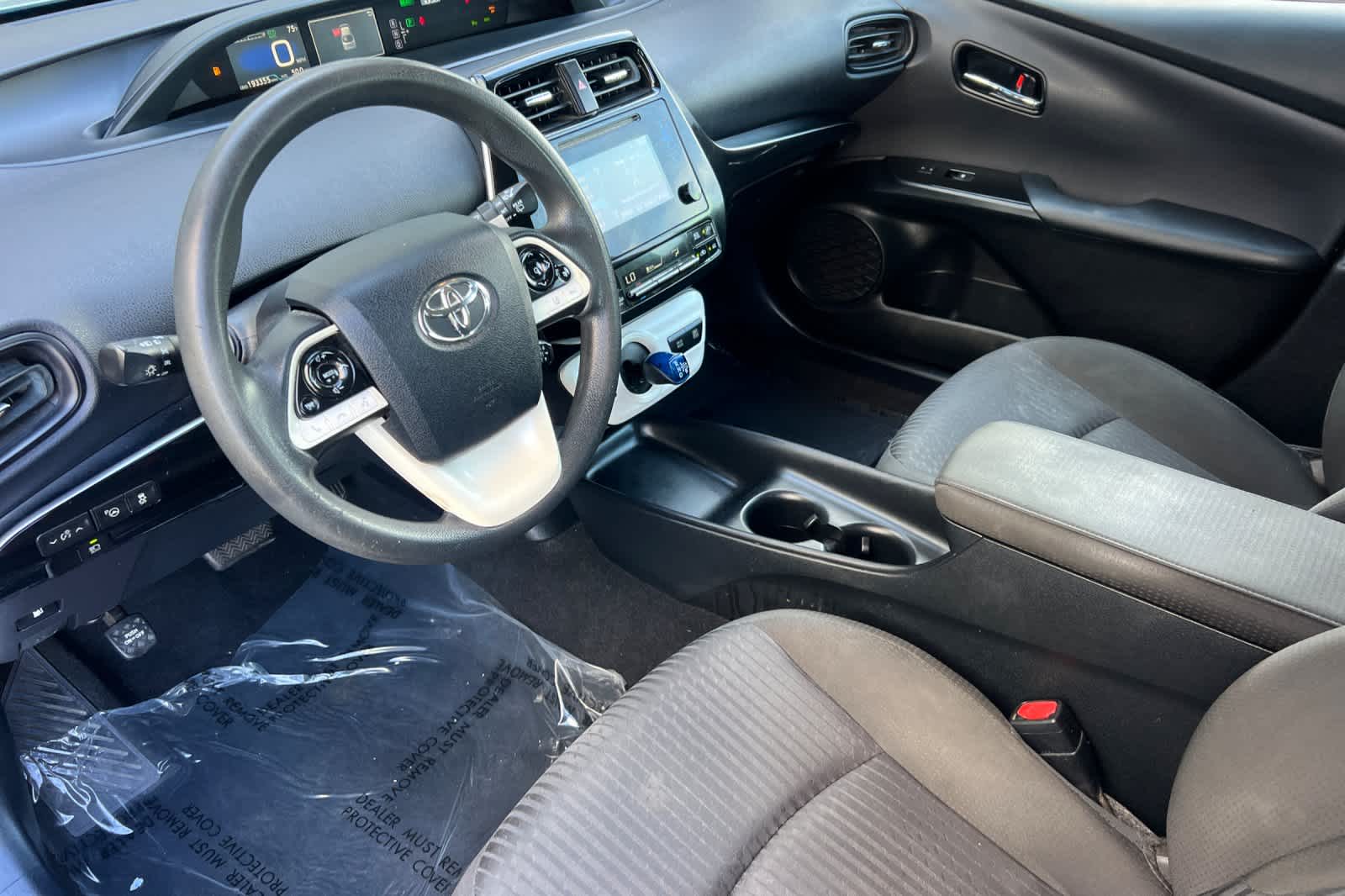 Thumbnail: 2017 Toyota Prius - 11