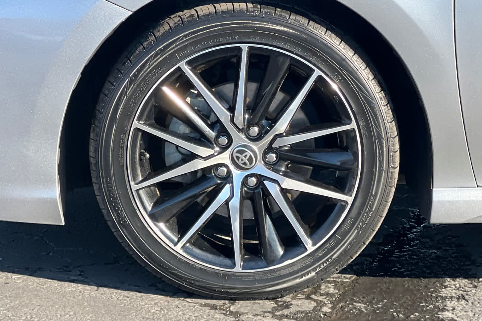 Thumbnail: 2022 Toyota Camry - 27