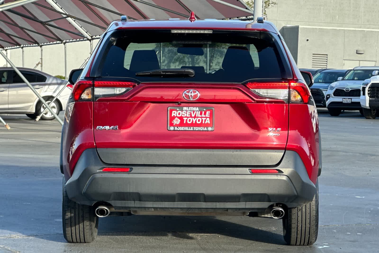 Thumbnail: 2025 Toyota RAV4 - 8