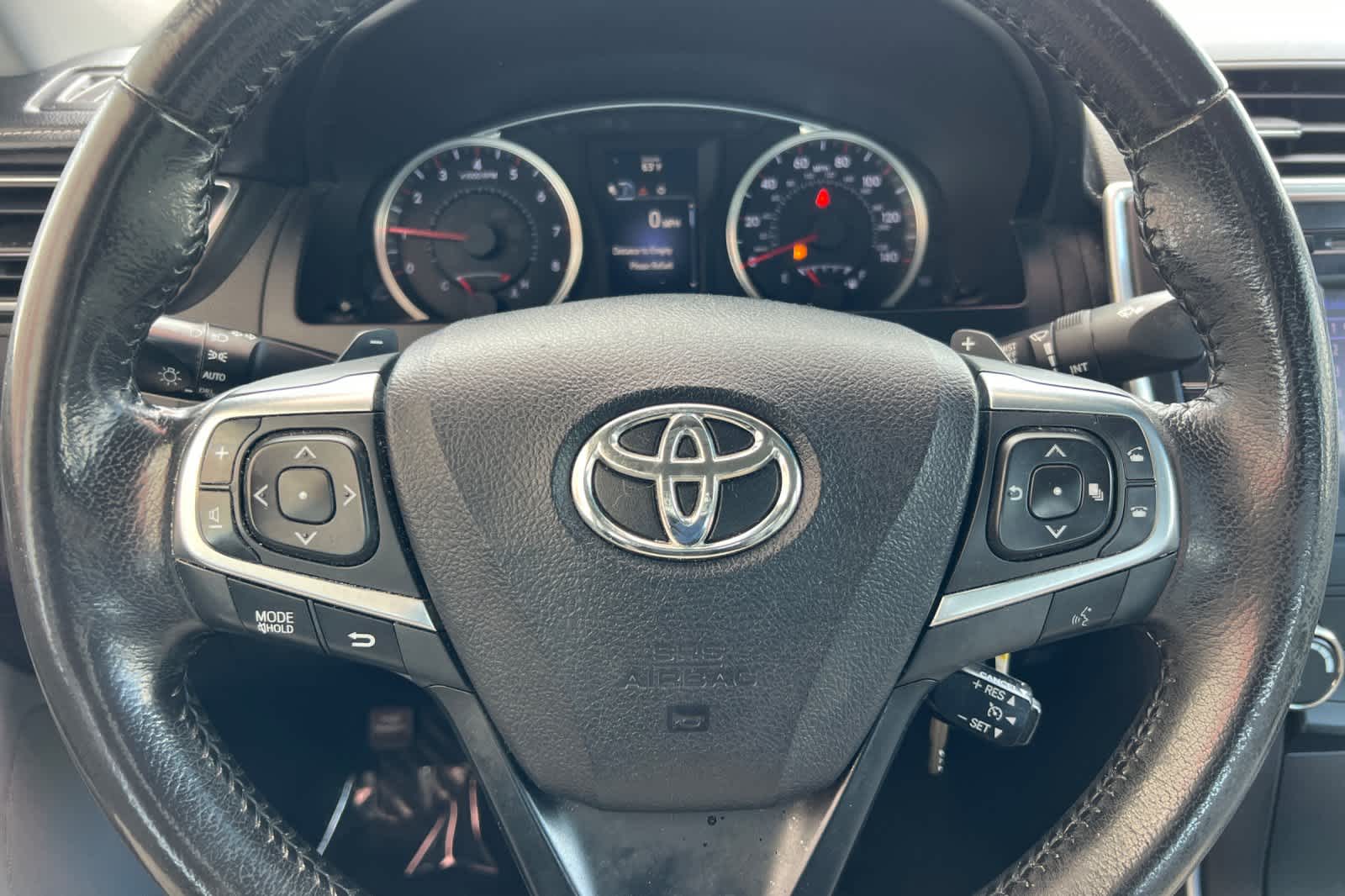 Thumbnail: 2016 Toyota Camry - 21