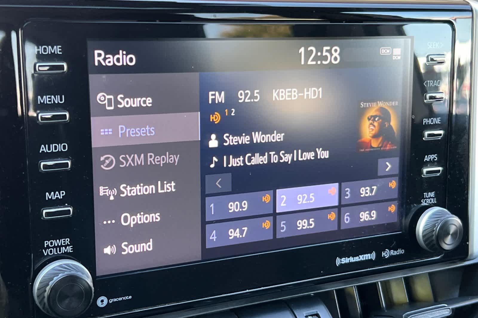 Thumbnail: 2020 Toyota RAV4 - 20