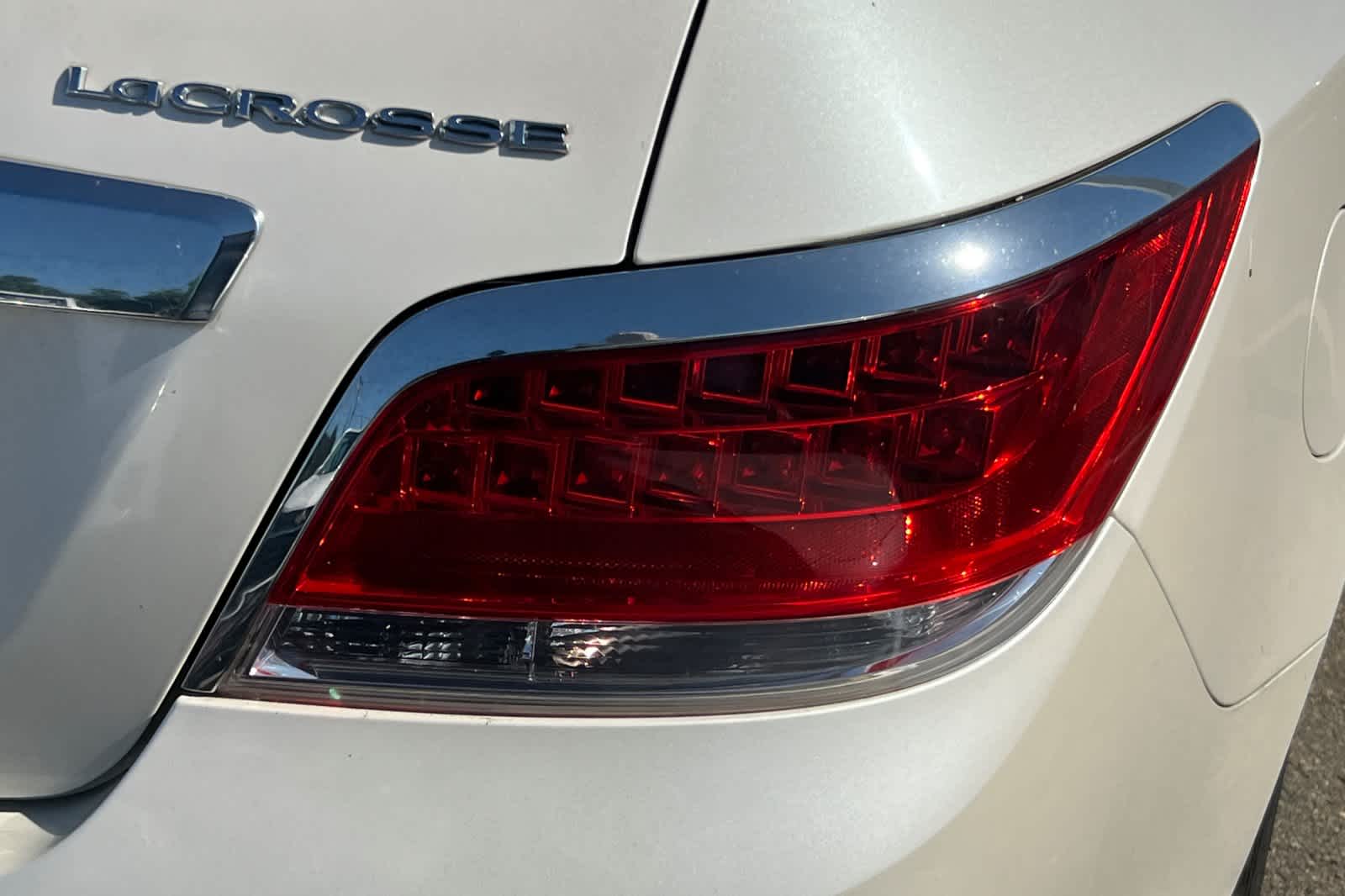 Thumbnail: 2013 Buick LaCrosse - 18