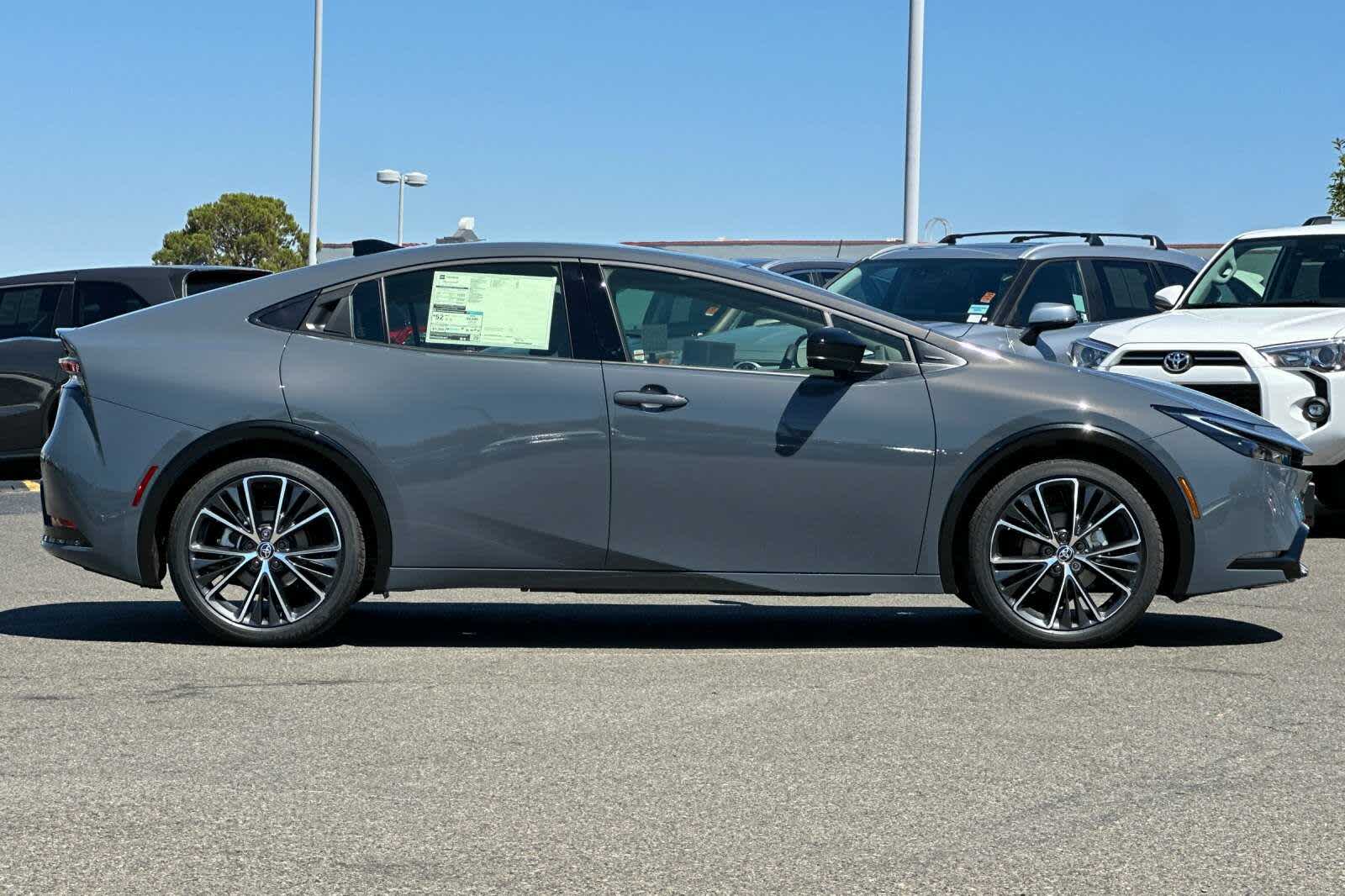 Thumbnail: 2025 Toyota Prius - 8