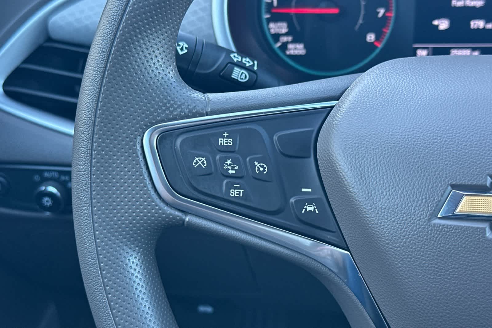 Thumbnail: 2024 Chevrolet Malibu - 24