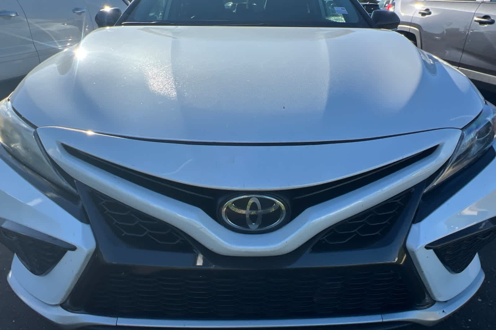 Thumbnail: 2022 Toyota Camry - 12