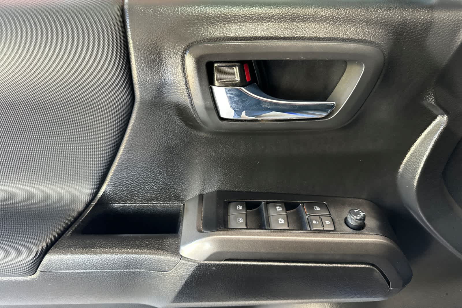 Thumbnail: 2023 Toyota Tacoma - 12