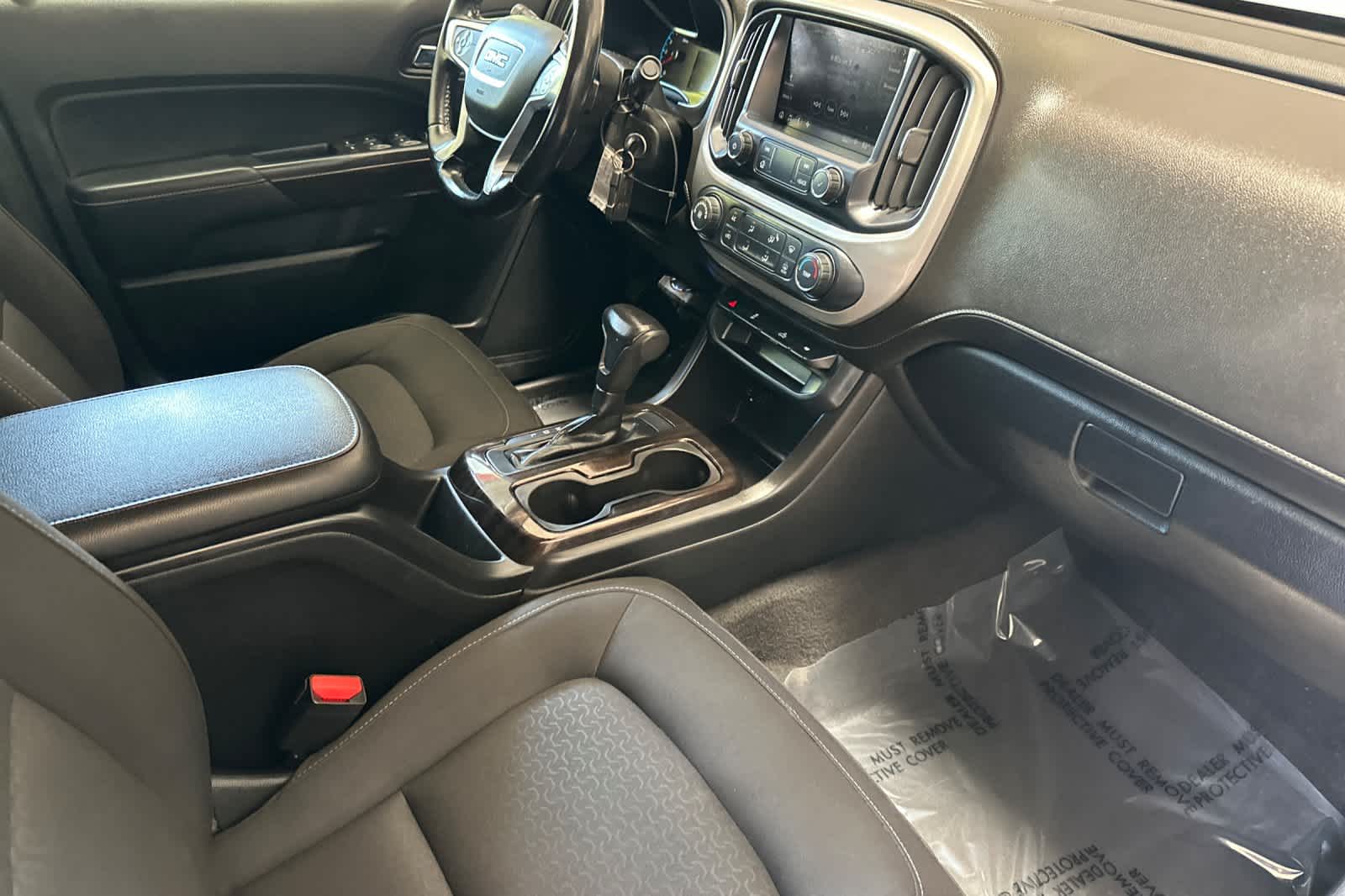 Thumbnail: 2019 GMC Canyon - 16
