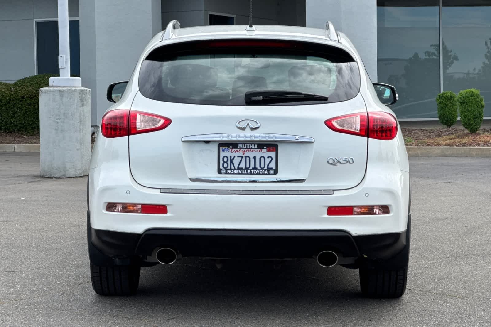 Thumbnail: 2017 INFINITI QX50 - 8