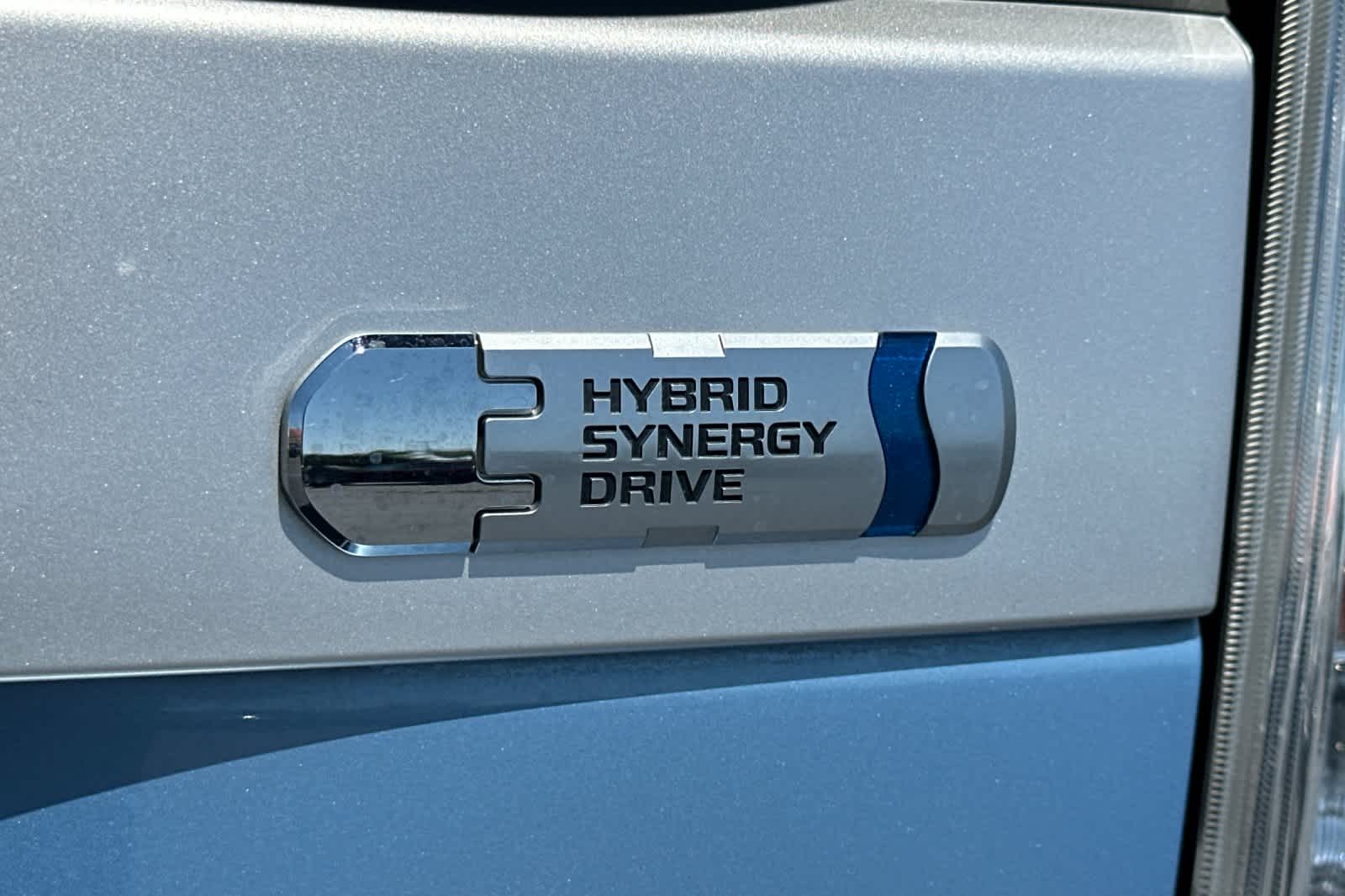 Thumbnail: 2012 Toyota Prius - 32