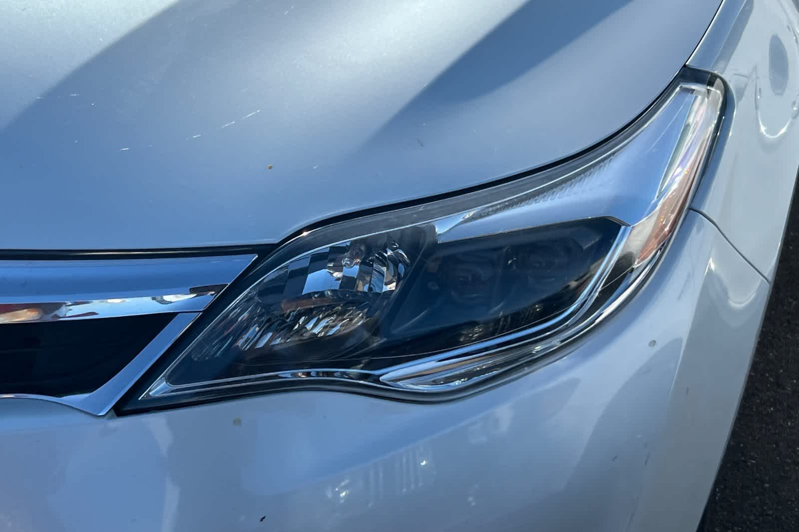 Thumbnail: 2013 Toyota Avalon - 11