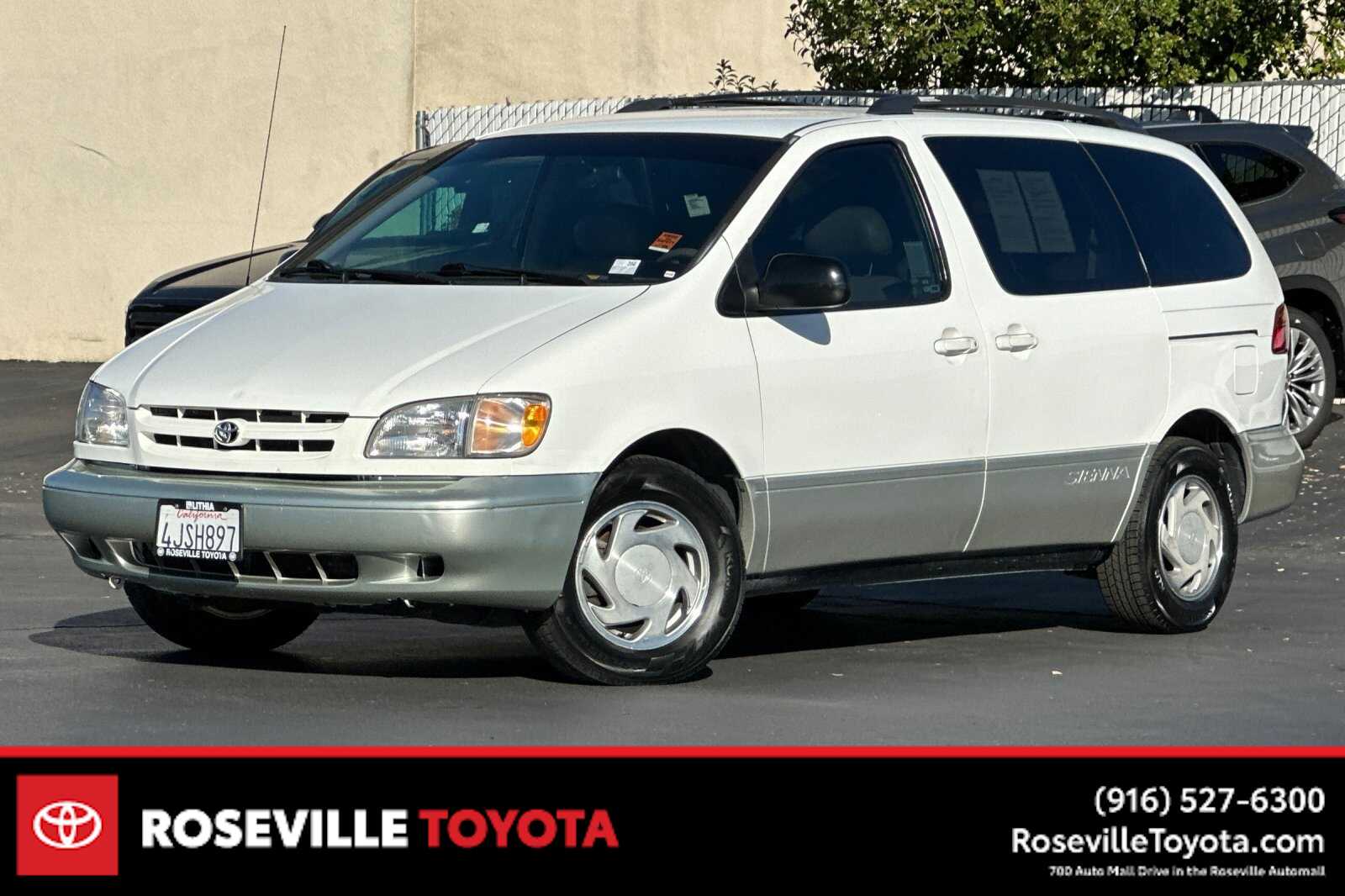 2000 Toyota Sienna XLE -
                  Roseville, CA