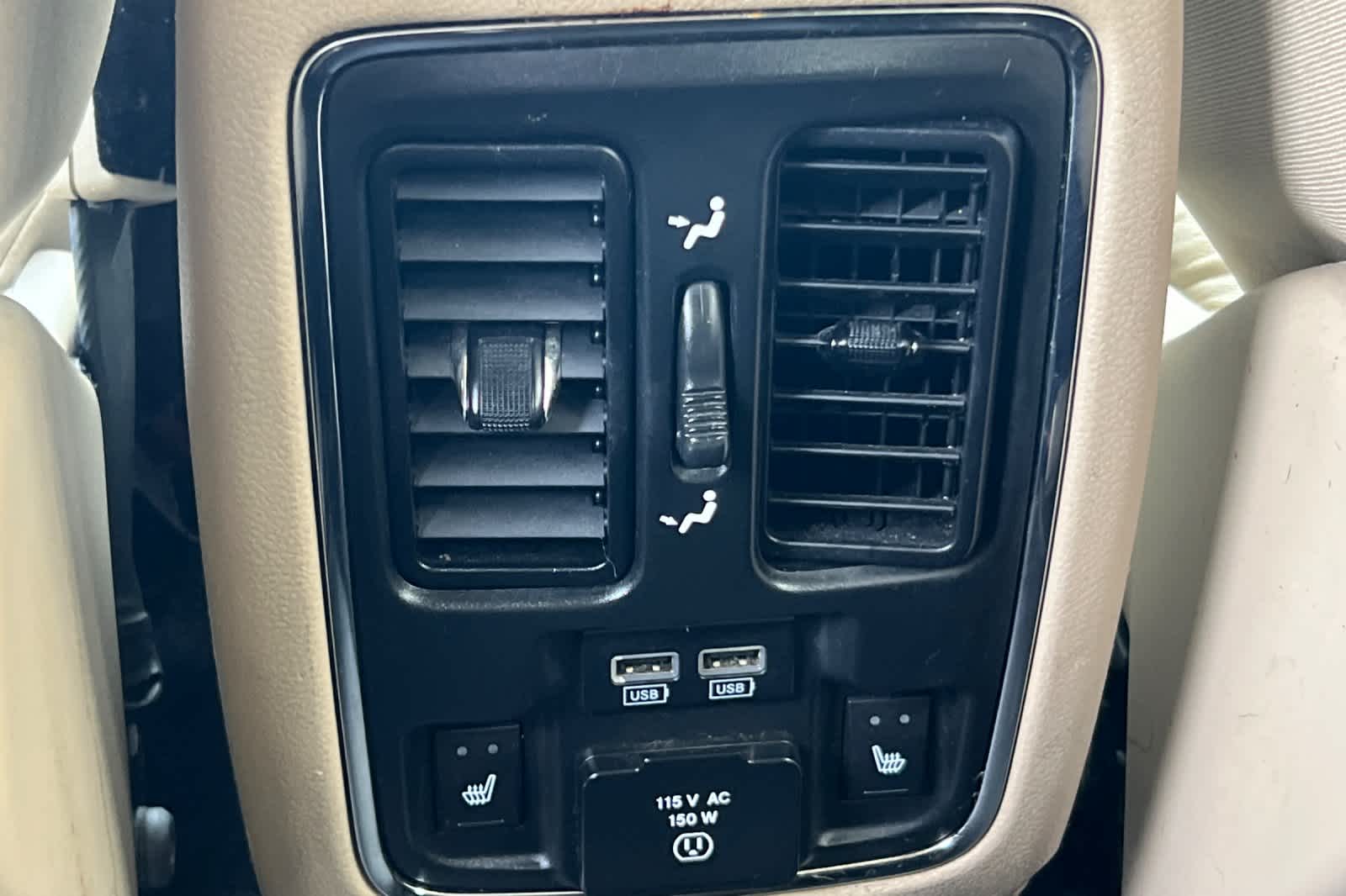 Thumbnail: 2019 Jeep Grand Cherokee - 14