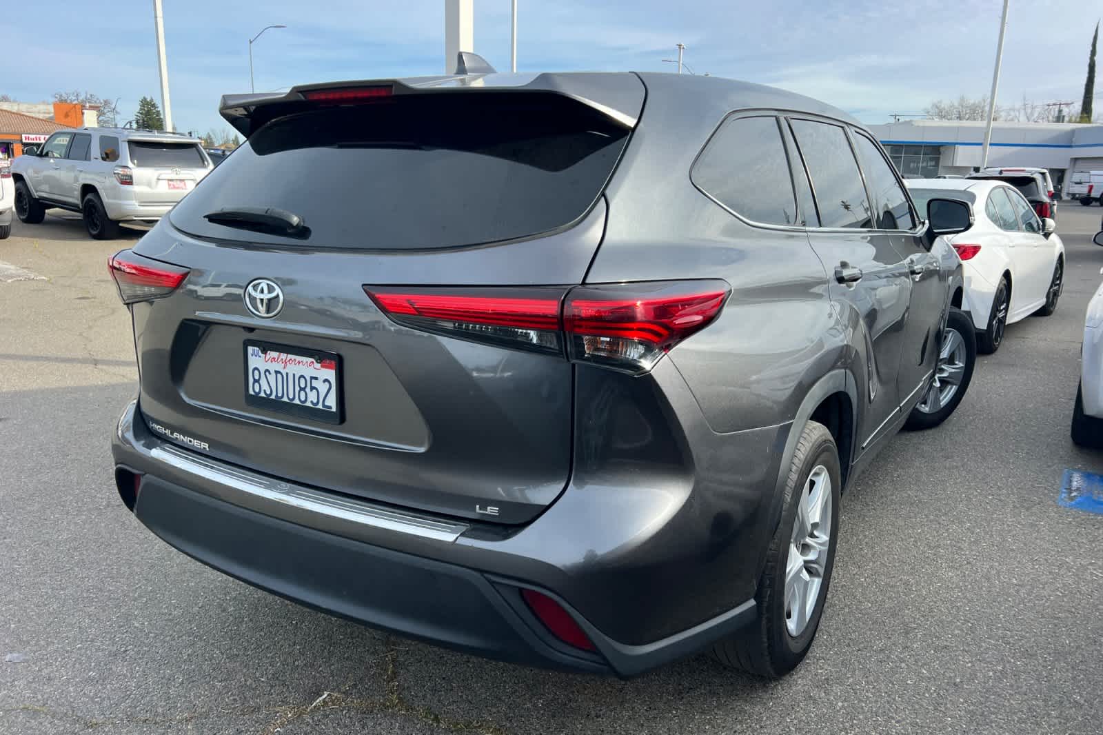 Thumbnail: 2020 Toyota Highlander - 2