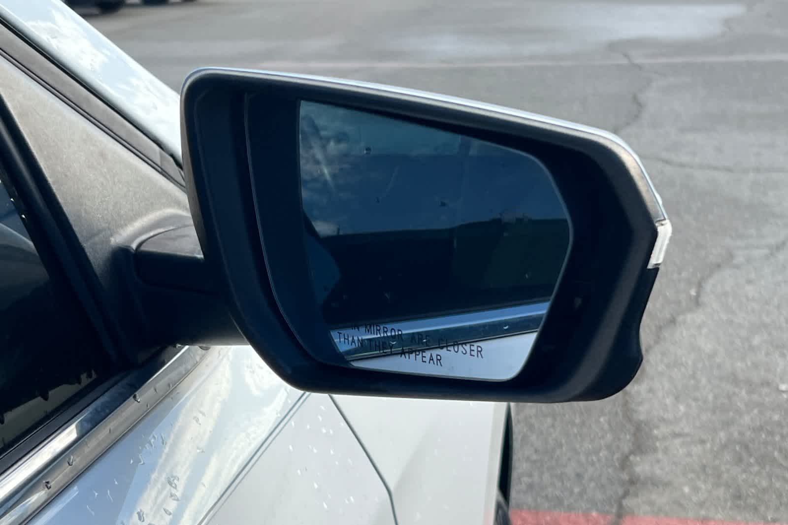 Thumbnail: 2019 Chevrolet Equinox - 13