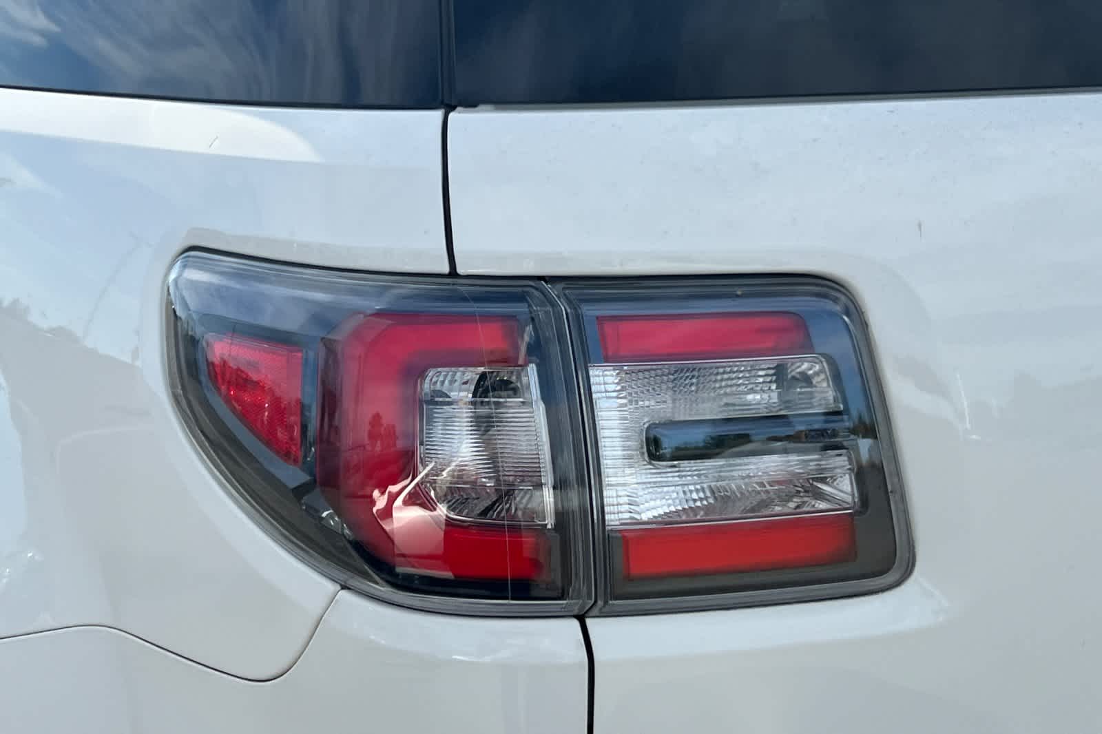 Thumbnail: 2015 GMC Acadia - 15