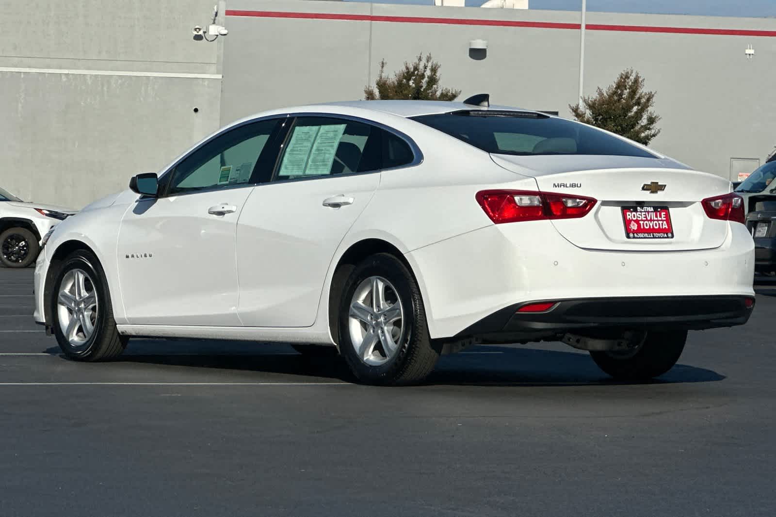 Thumbnail: 2024 Chevrolet Malibu - 7