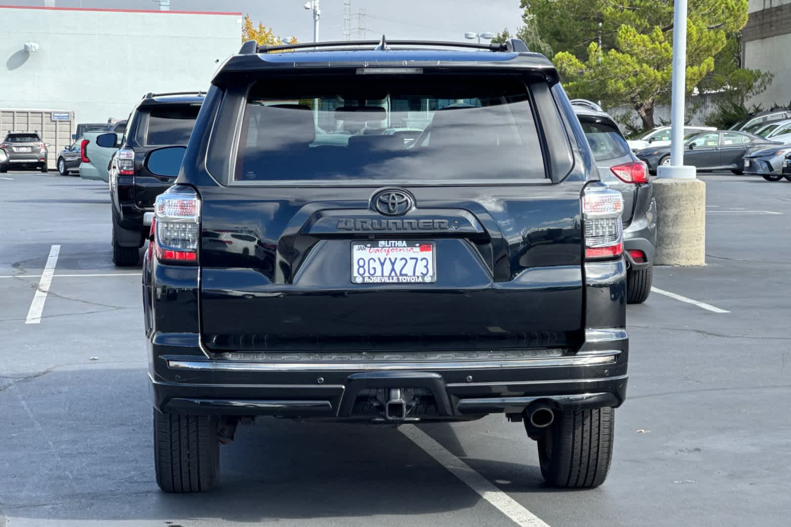 Thumbnail: 2019 Toyota 4Runner - 8