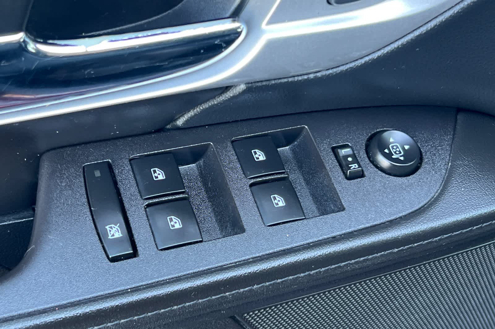 Thumbnail: 2016 GMC Terrain - 13