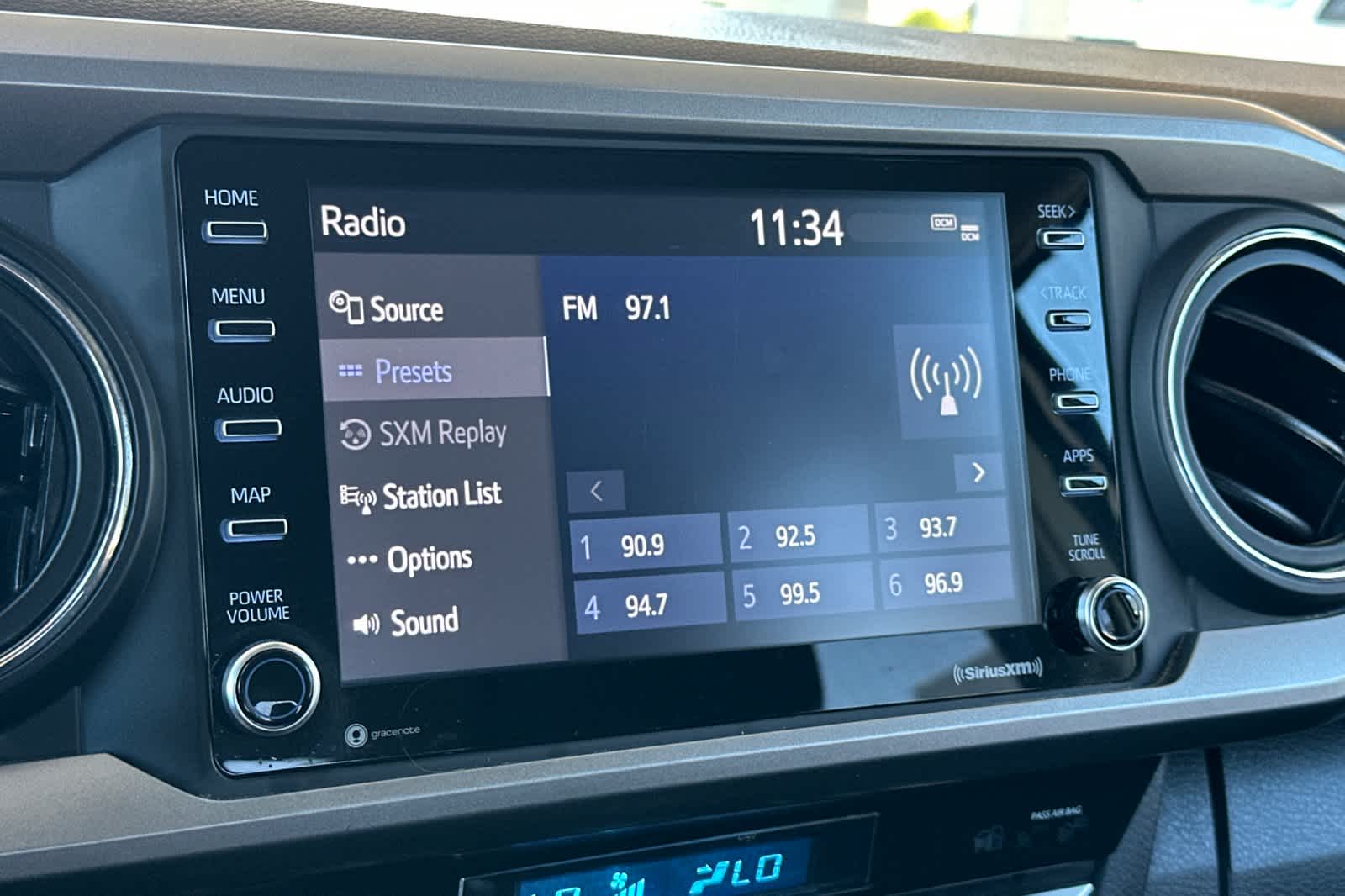 Thumbnail: 2023 Toyota Tacoma - 18