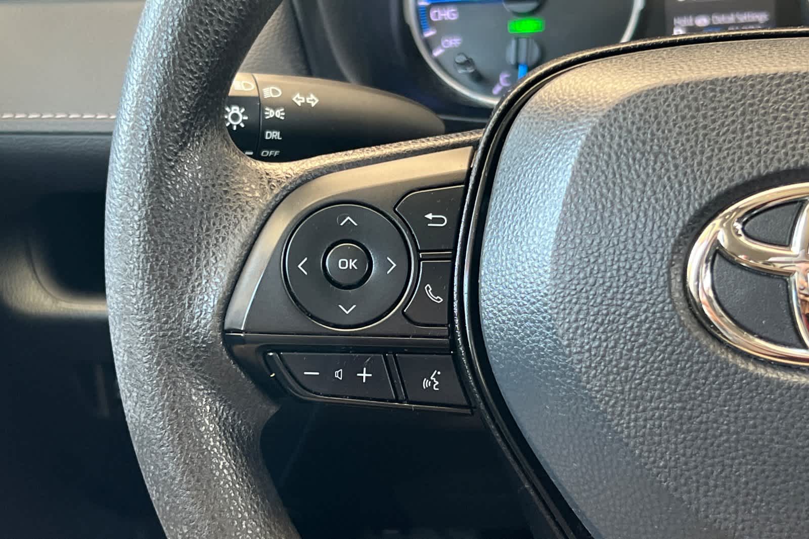 Thumbnail: 2022 Toyota RAV4 - 25