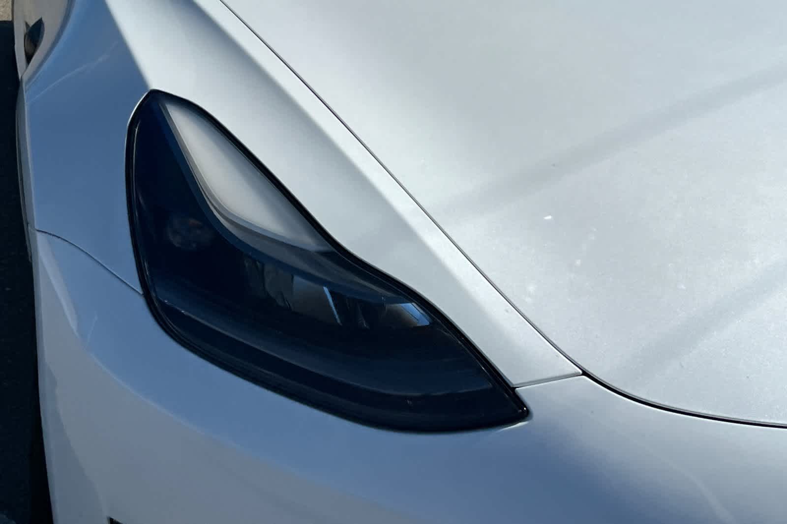 Thumbnail: 2021 Tesla Model 3 - 14
