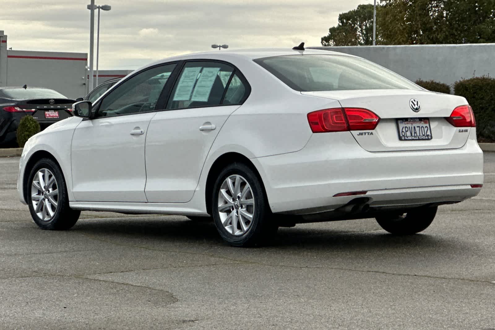Thumbnail: 2011 Volkswagen Jetta - 7