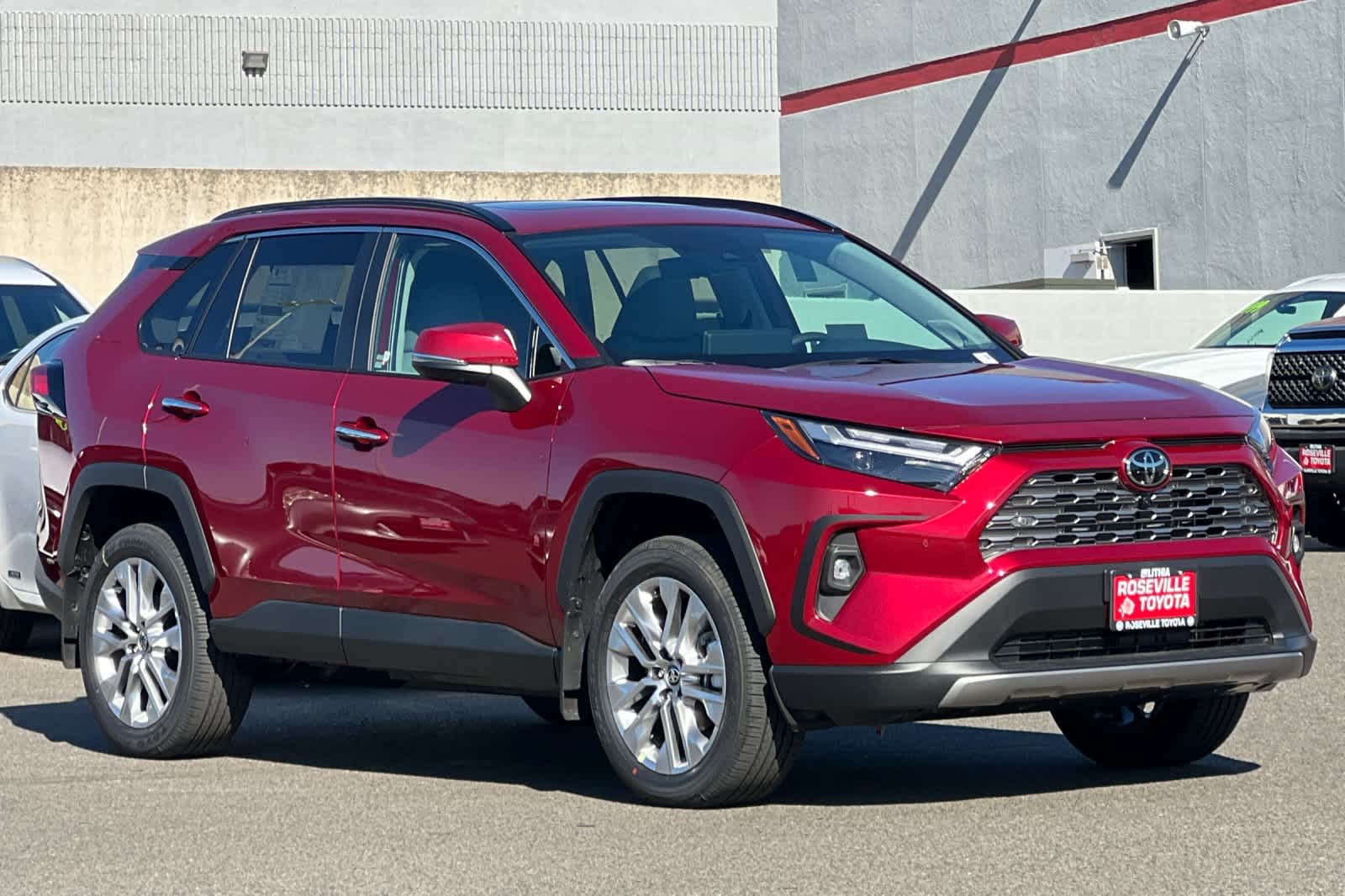 Thumbnail: 2025 Toyota RAV4 - 9