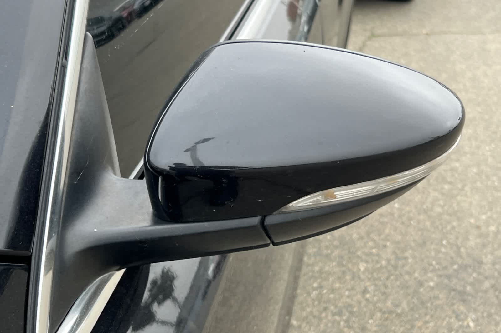 Thumbnail: 2018 Volkswagen Passat - 21