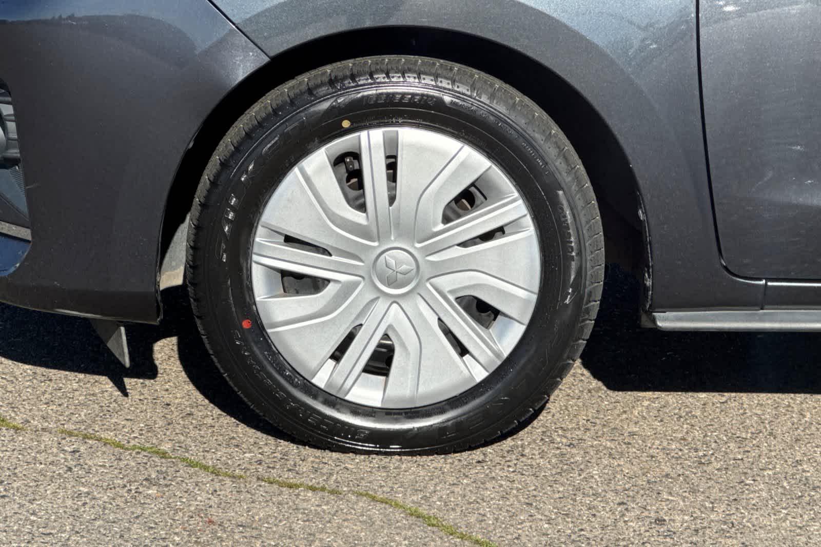 Thumbnail: 2024 Mitsubishi Mirage - 29