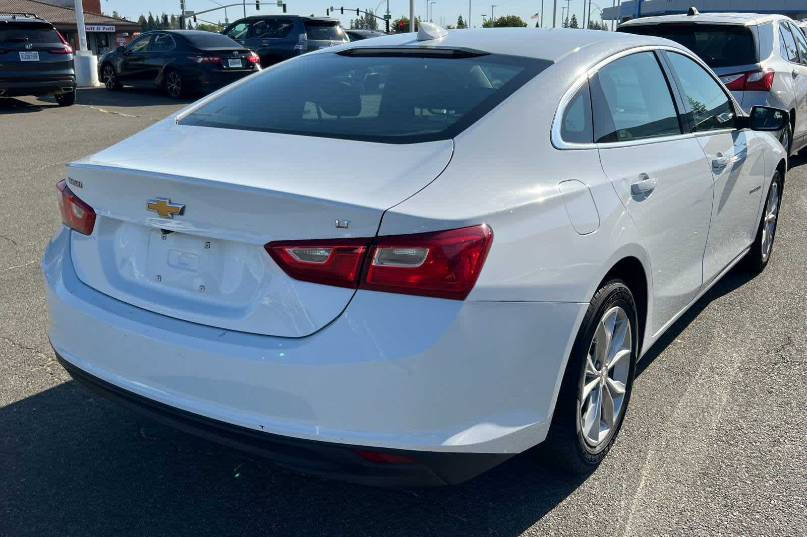 Thumbnail: 2023 Chevrolet Malibu - 2