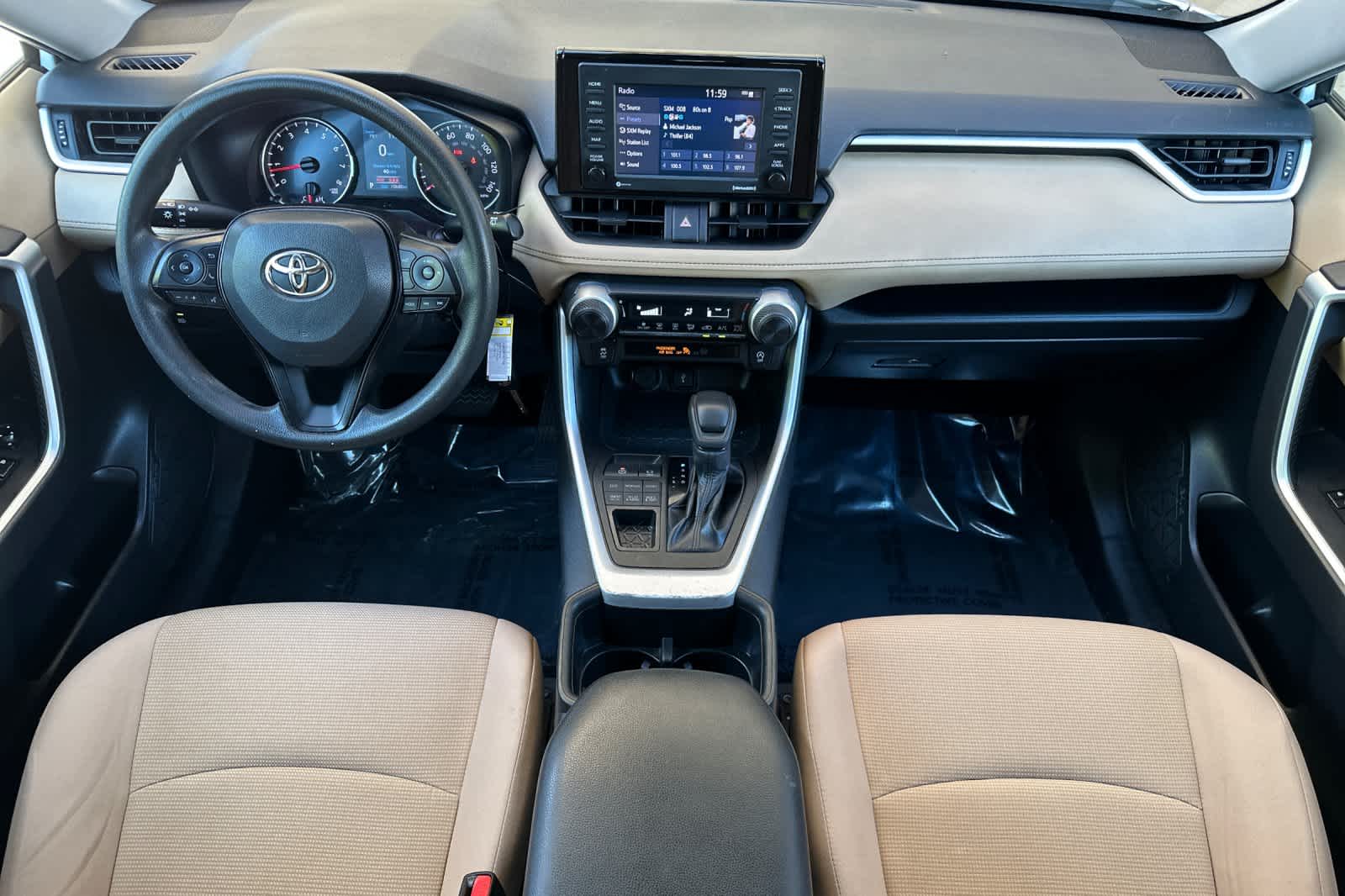 Thumbnail: 2022 Toyota RAV4 - 3