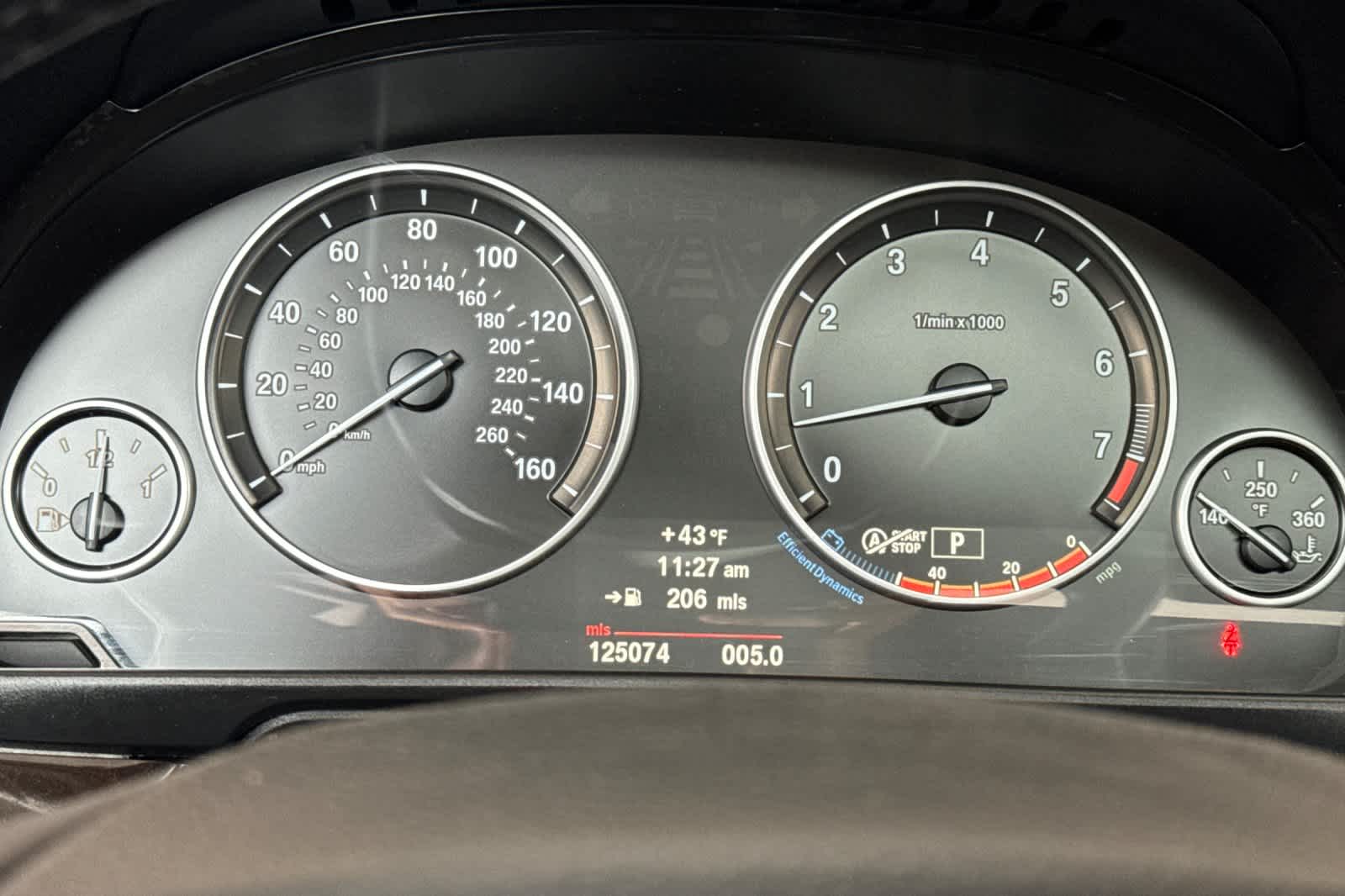 Thumbnail: 2013 BMW 5 Series - 28