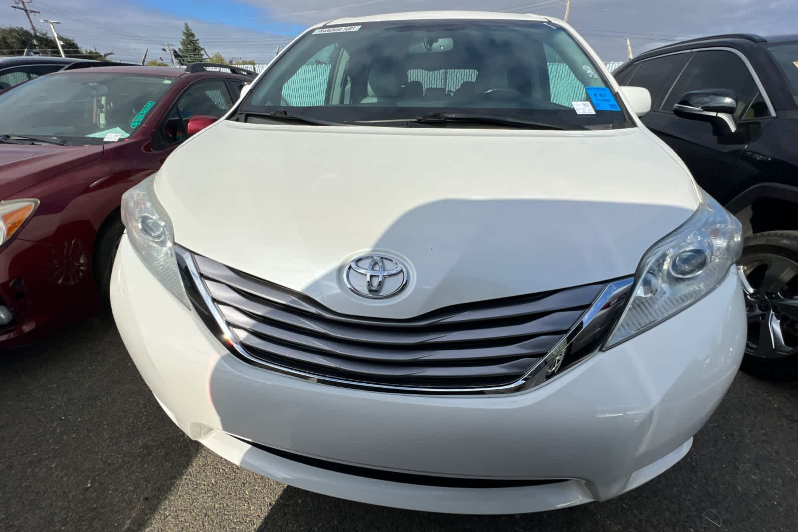 2016 Toyota Sienna XLE 7