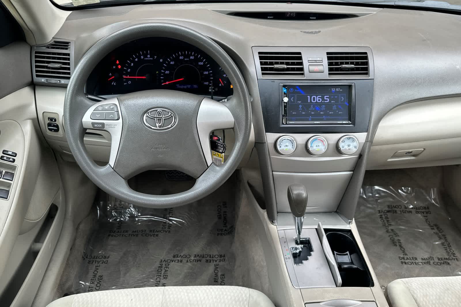 Thumbnail: 2011 Toyota Camry - 15