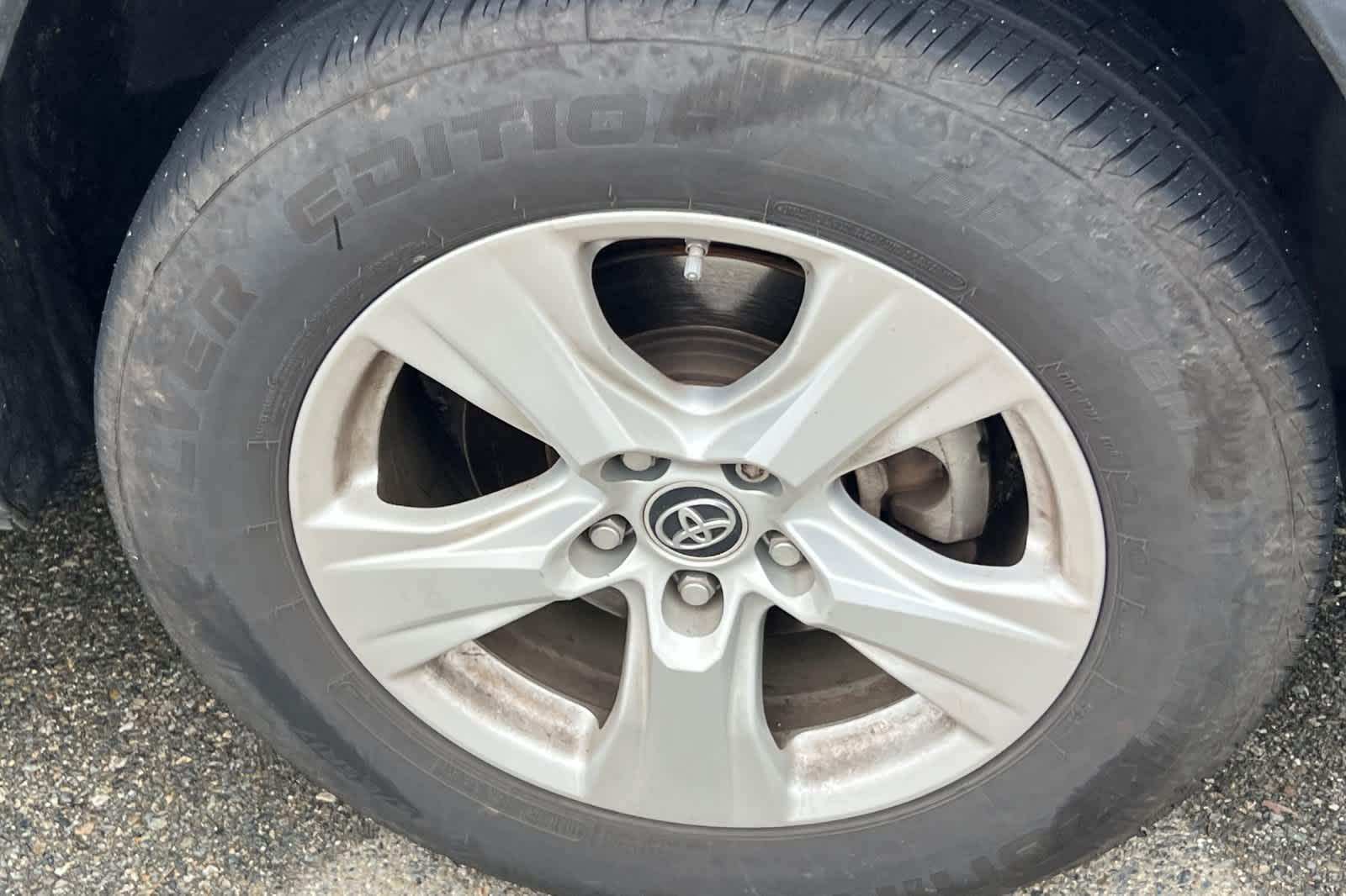 Thumbnail: 2019 Toyota RAV4 - 12