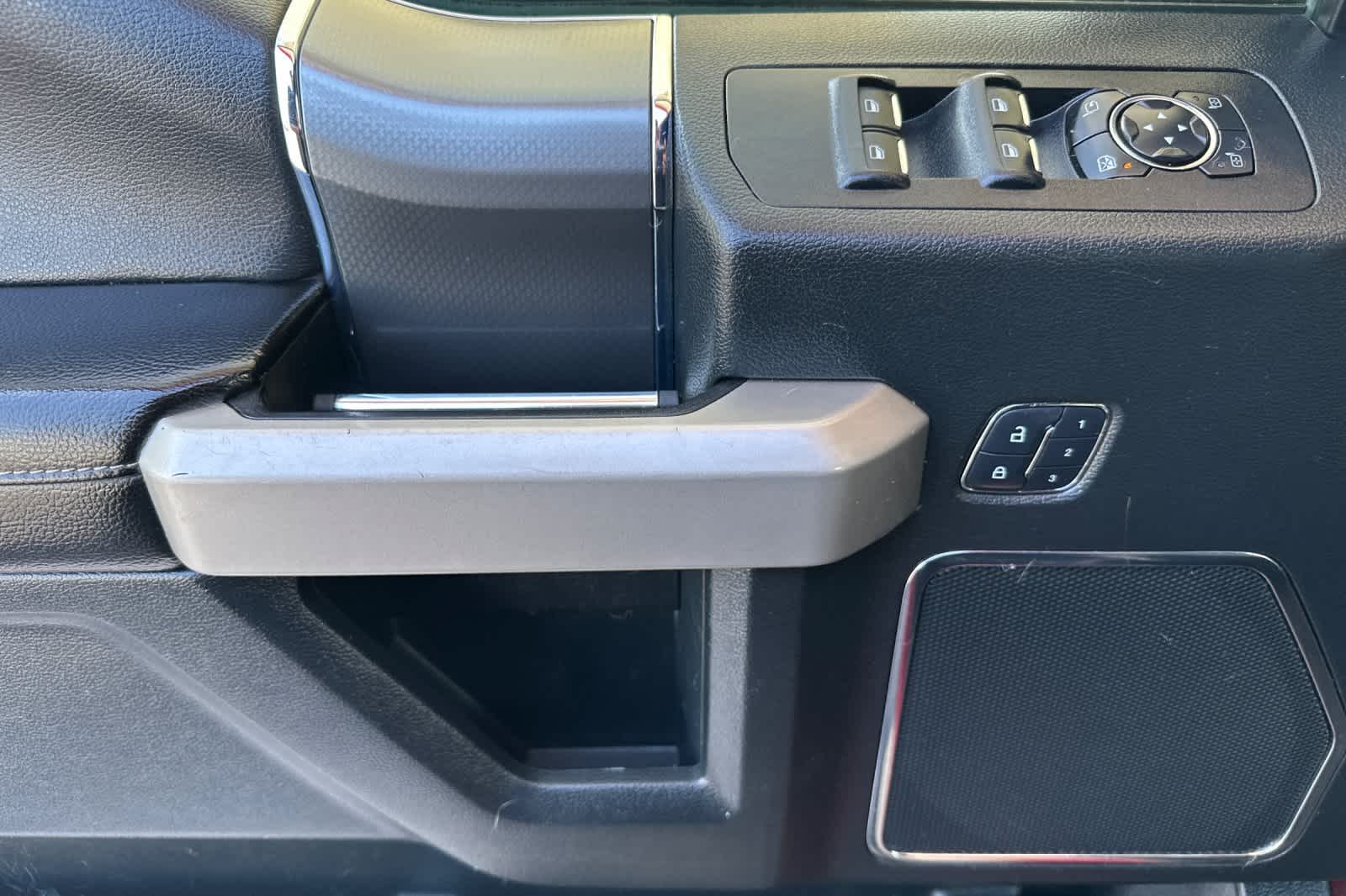 Thumbnail: 2015 Ford F-150 - 12