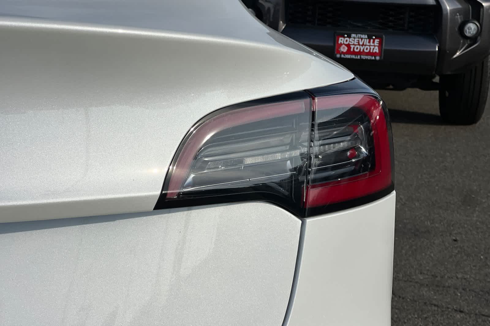 Thumbnail: 2020 Tesla Model 3 - 29