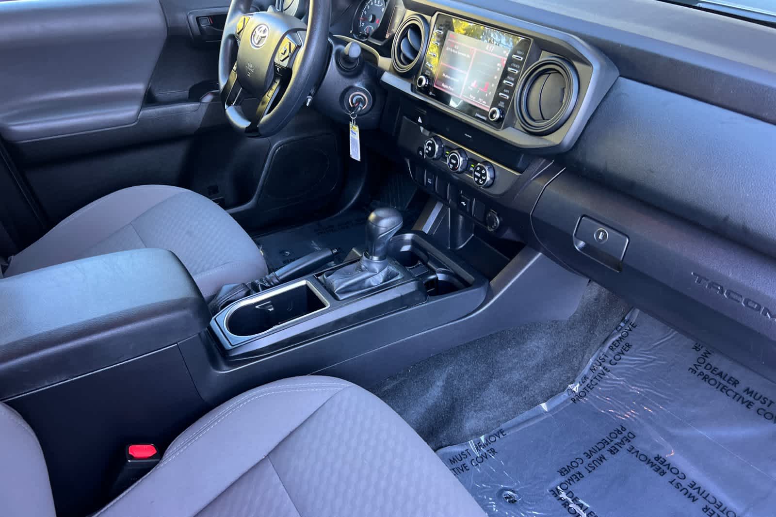 Thumbnail: 2022 Toyota Tacoma - 15