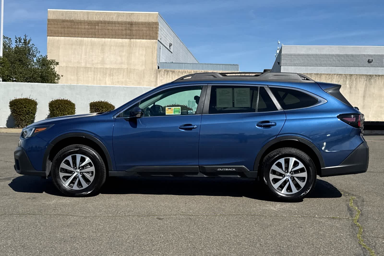 Thumbnail: 2022 Subaru Outback - 9