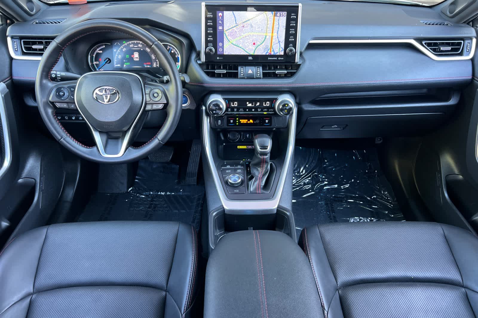Thumbnail: 2022 Toyota RAV4 - 3