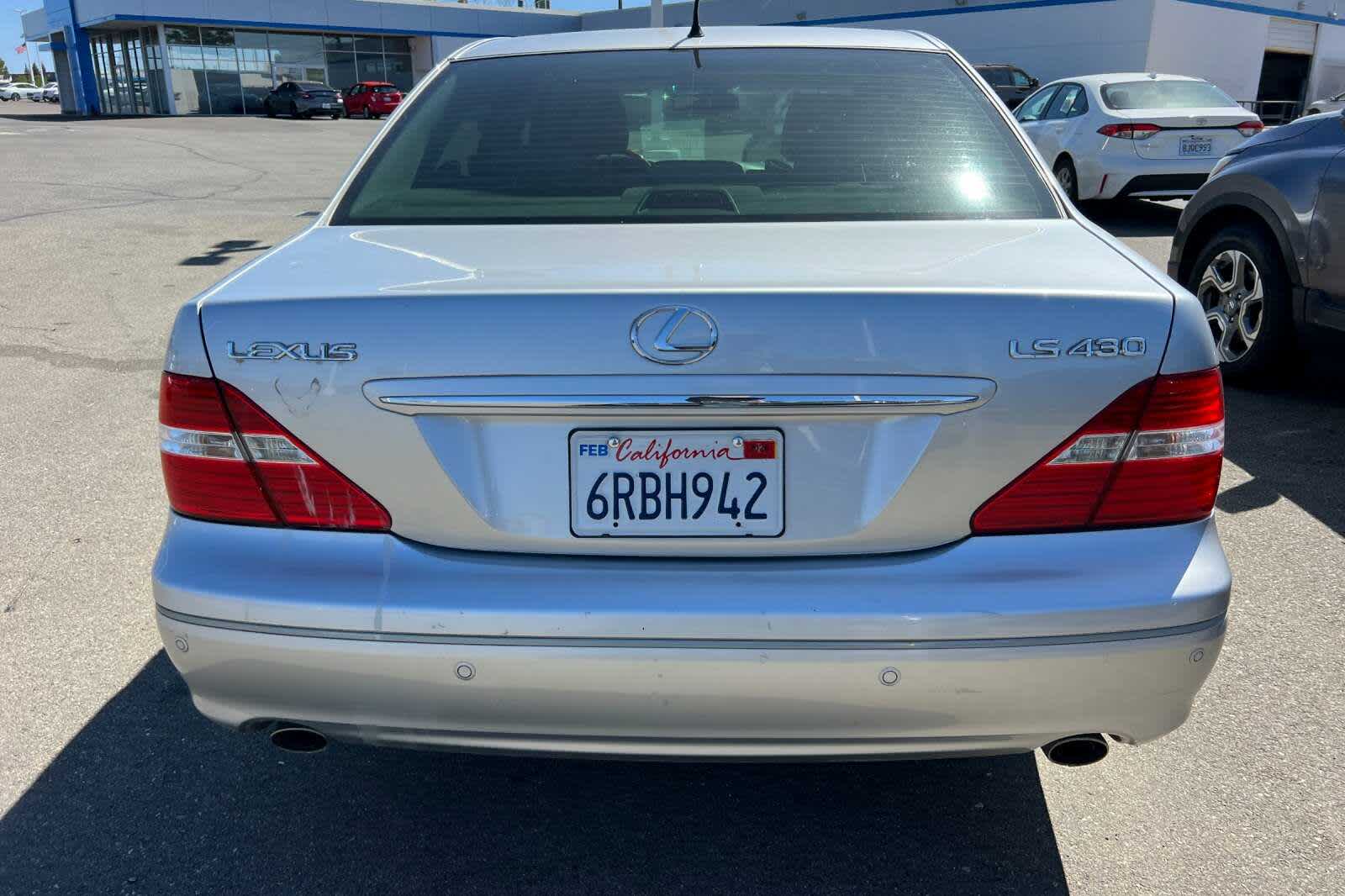 Thumbnail: 2005 Lexus LS - 5