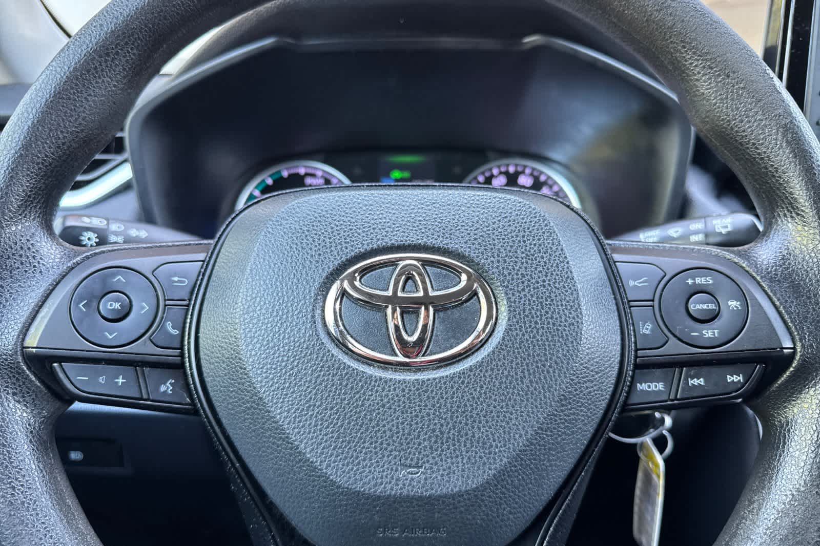 Thumbnail: 2021 Toyota RAV4 - 24