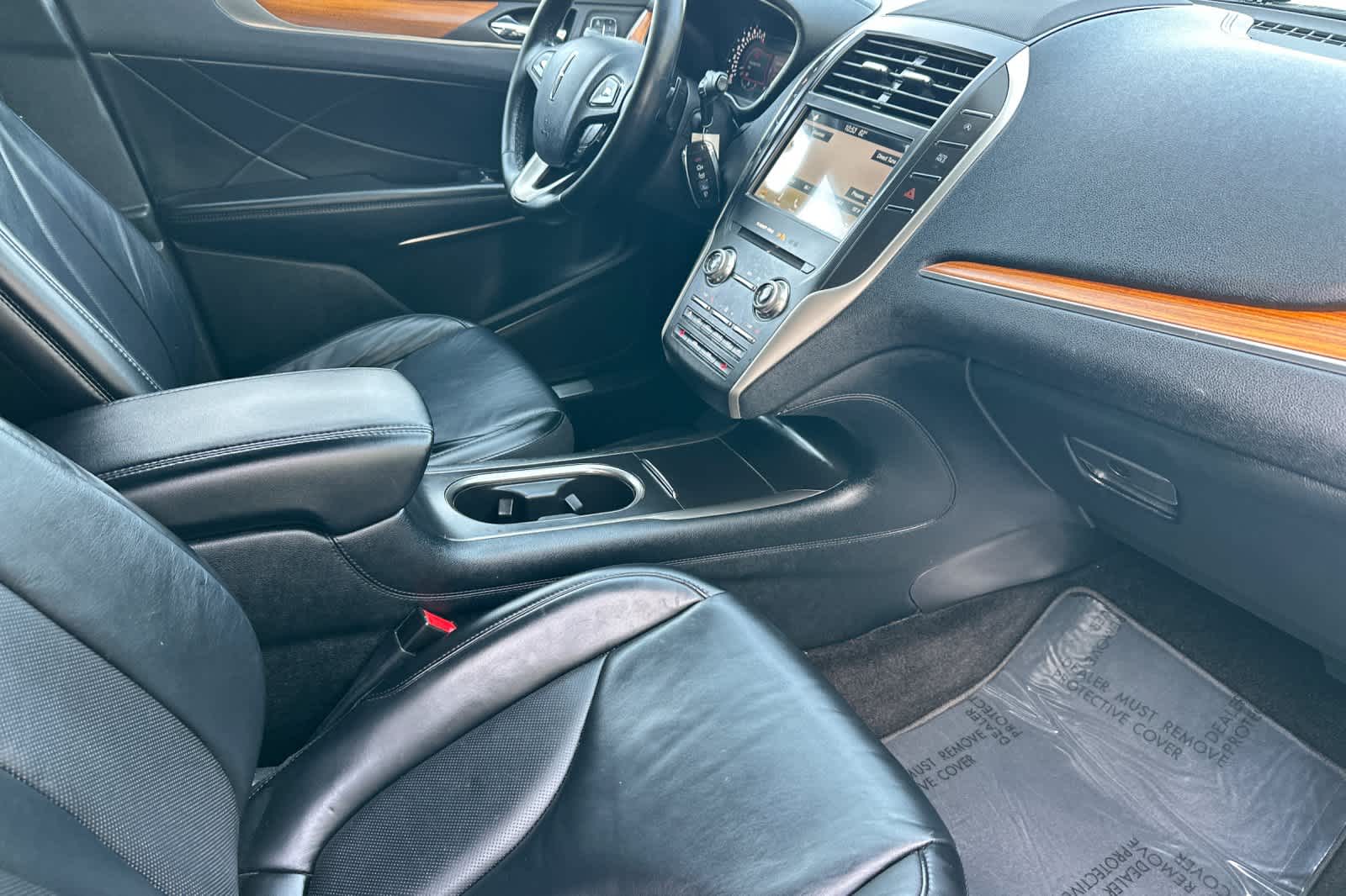 Thumbnail: 2017 Lincoln MKC - 17